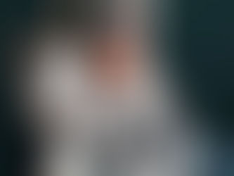 Long-lost Amsel interview footage found! Bette Midler! The left vs. right war rages on!