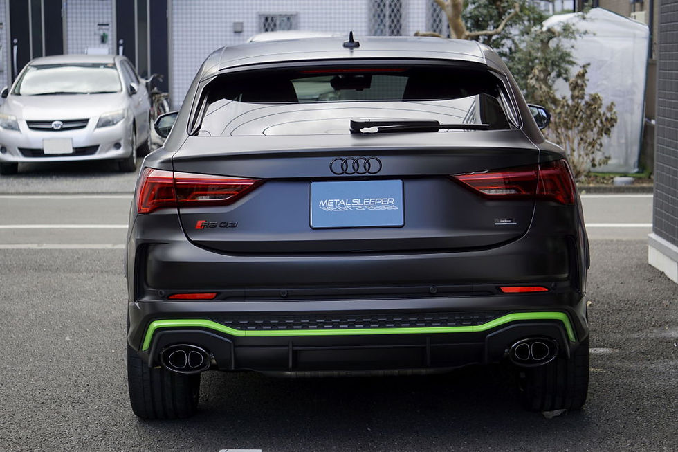 アウディ RSQ3 スポーツバック マットブラックカスタム 後ろ Before プロテクションフィルムPPF施工 カーラッピング専門店 相模原 町田 横浜 八王子 平塚市 厚木市 茅ヶ崎市 藤沢市 鎌倉市 綾瀬市 大和市 座間市 多摩市 あきる野市 伊勢原市 愛甲郡 中郡 逗子市 世田谷区 江東区 渋谷区