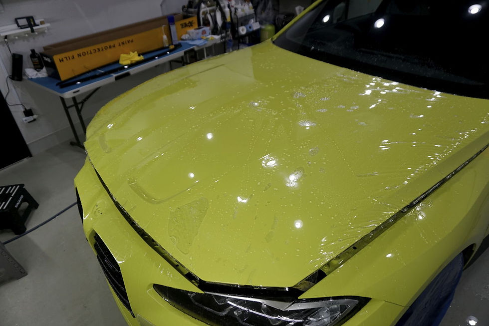 ボンネットの飛び石保護プロテクションフィルムPPF施工 BMW M4 カーラッピング専門店 相模原 町田 横浜 川崎市 八王子 平塚市 厚木市 茅ヶ崎市 藤沢市 鎌倉市 綾瀬市 大和市 座間市 多摩市 日野市 小平市 あきる野市 伊勢原市 愛甲郡 中郡 逗子市 港区 世田谷区 江東区 渋谷区 目黒区 中野区 松戸市 昭島市 武蔵野市 杉並区 調布市 小金井市 品川区 高座郡 所沢市