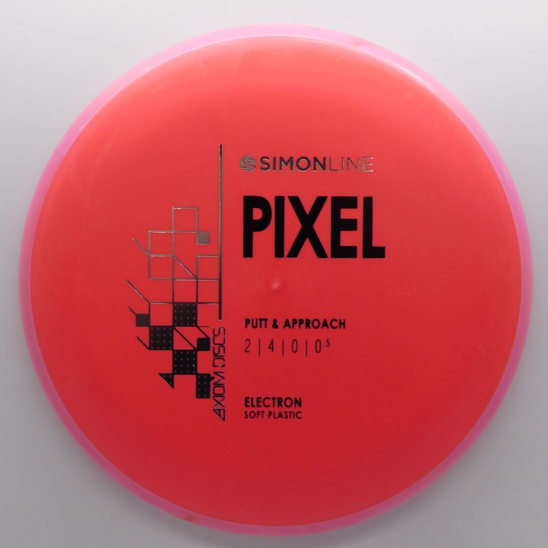AXIOM ELECTRON SOFT PIXEL deep profile and a subtle micro bead, ensuring a comfortable and full grip. Driving & Putting