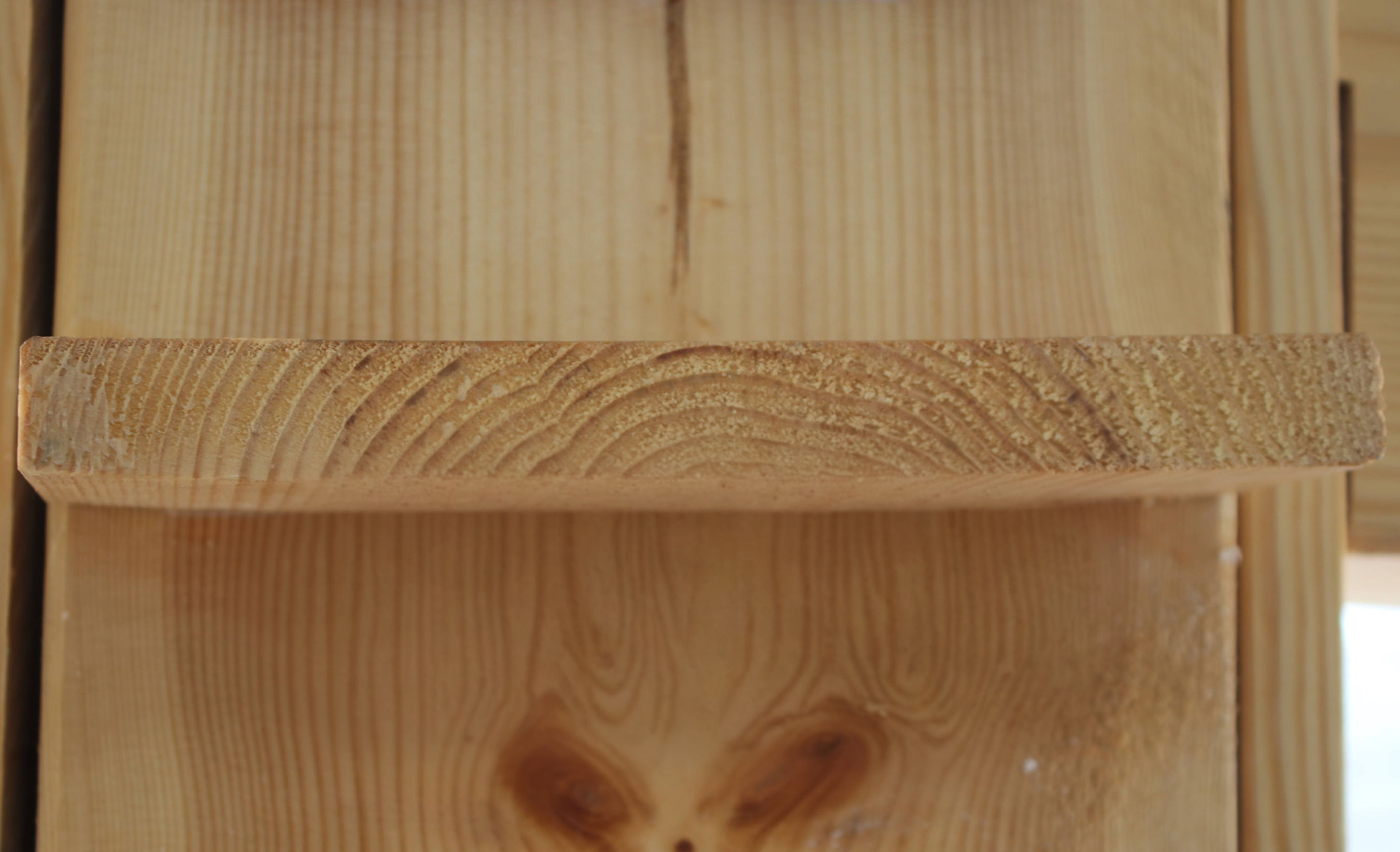 אורן מוקצע 25X200