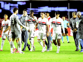 Análise: São Paulo perde o "efeito Morumbis" e se complica no Brasileirão
