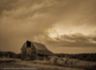 Barn in Cloud Break