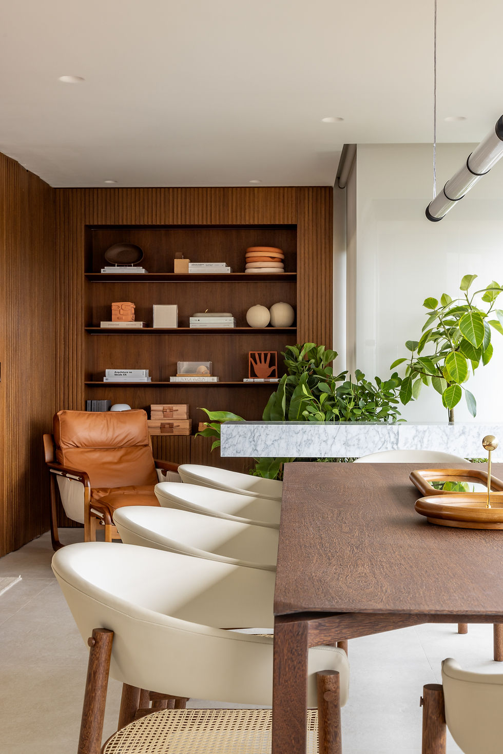 Apê de 230 m² exala design e conforto em todos os ambientes