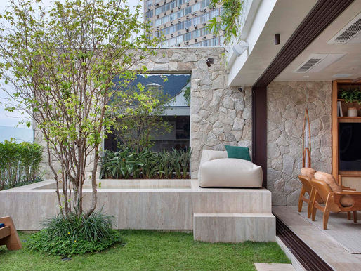 Cobertura duplex com jardim fica com cara de casa