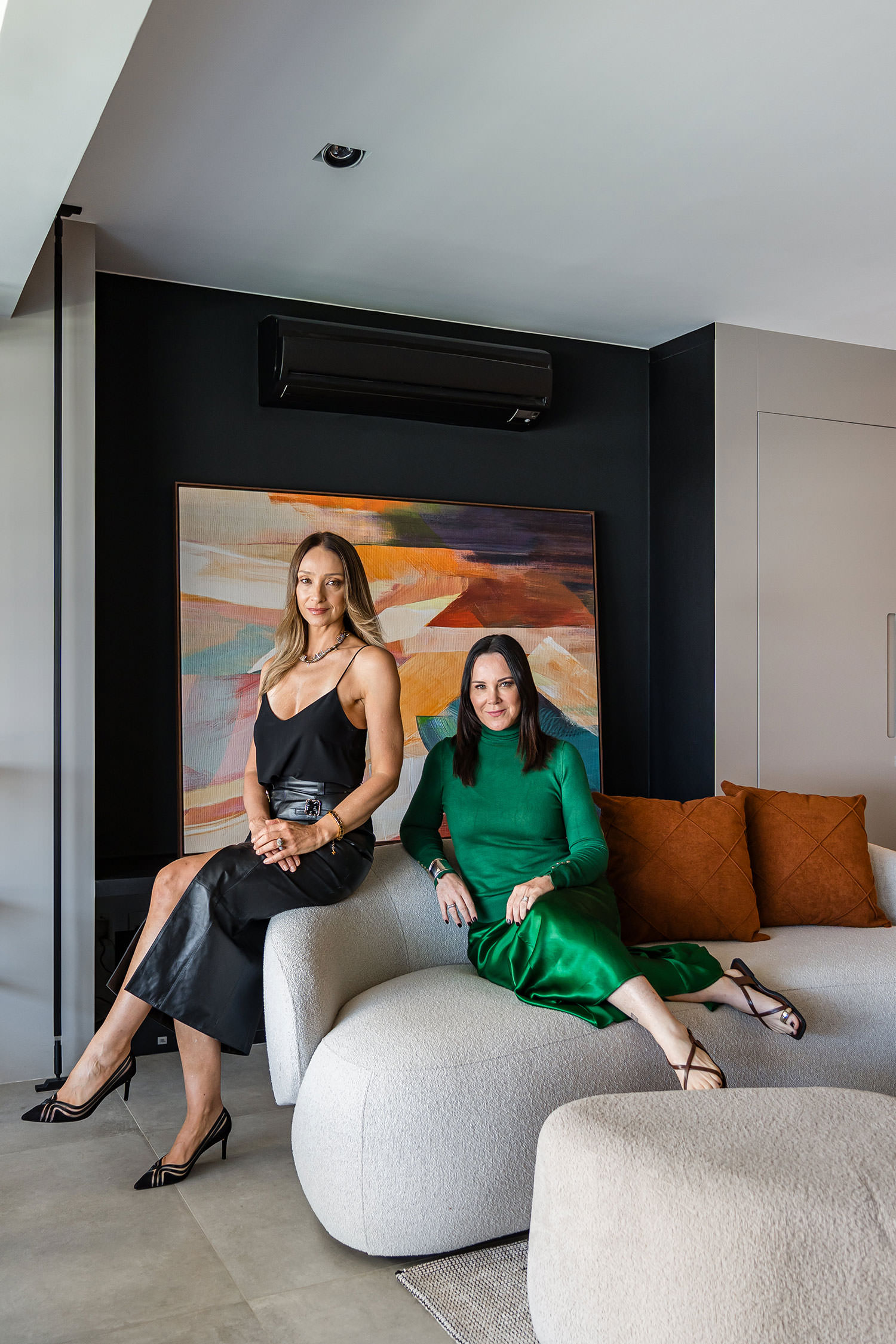 Retrofit inteligente transforma apê de Sabrina Parlatore com elegância e personalidade