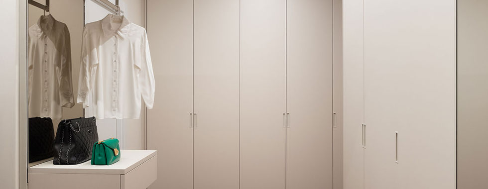 Arquitetura contemporânea e atmosfera acolhedora definem apartamento em Curitiba