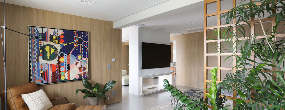 Duplex com SPA ganha piscina, spa e conexão com a natureza