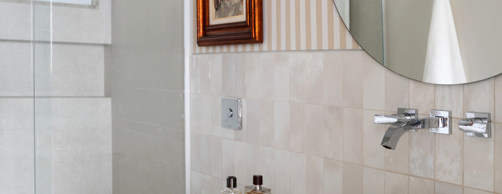 Apartamento de 40m² aposta na integração, luz natural e design minimalista