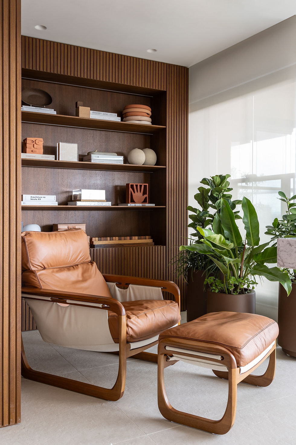 Apê de 230 m² exala design e conforto em todos os ambientes