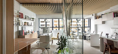 MDF é protagonista em escritório de arquitetura curitibano