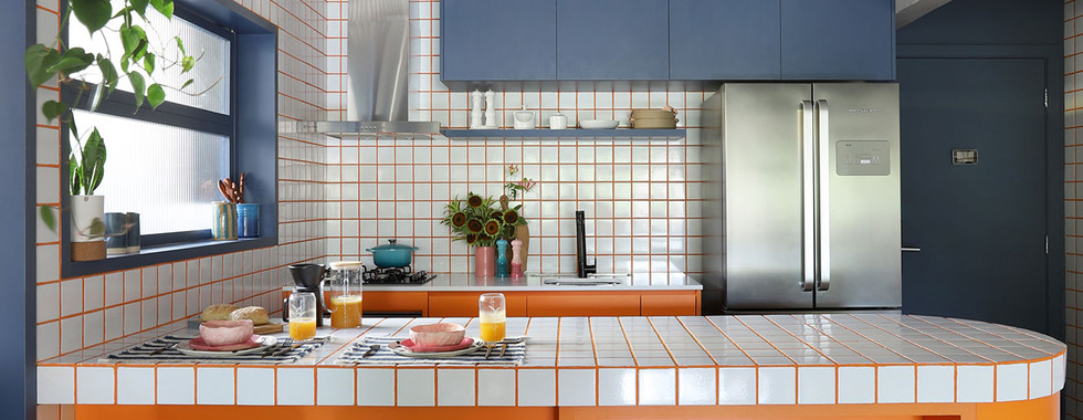 Música de Barbatuques inspira apartamento colorido de 90 m²