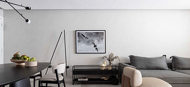 Apartamento em Curitiba ganha projeto minimalista e elegante