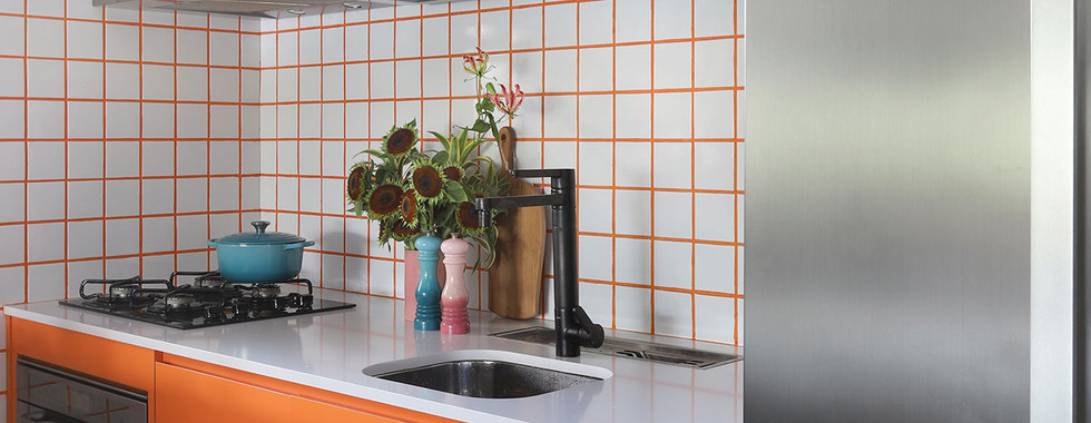 Música de Barbatuques inspira apartamento colorido de 90 m²