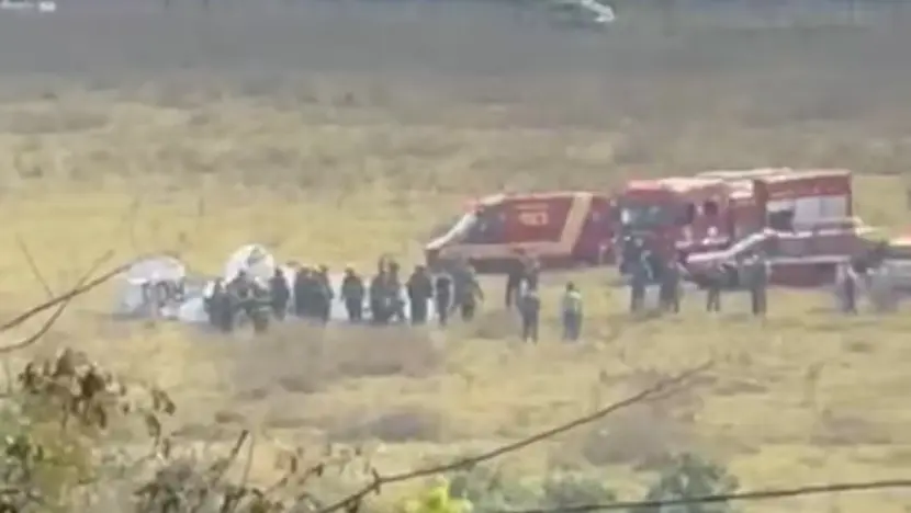 Avião com quatro pessoas cai em São José do Rio Preto, interior de SP