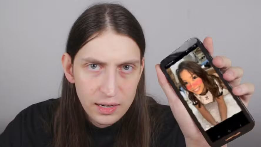 Felca comenta prisão de Hytalo Santos por suspeita de exploração infantil após denúncia