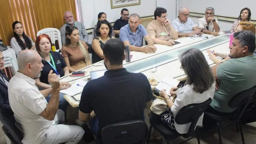 Servidores da Fundase encerram greve após propostas do governo do RN