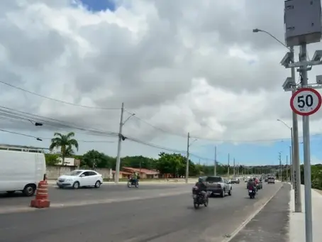 Radares de velocidade na Avenida Felizardo Moura começam a funcionar em duas semanas