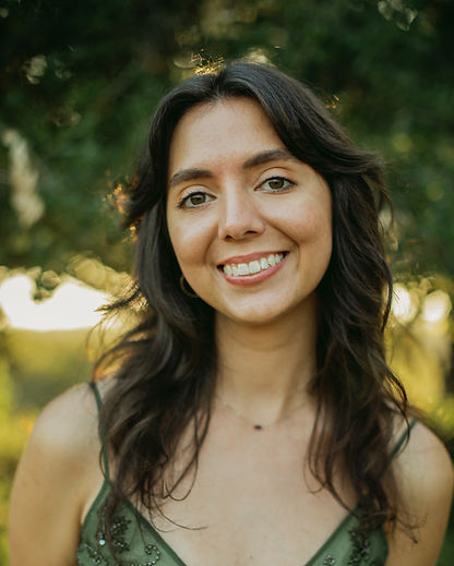 nuria headshot.jpg
