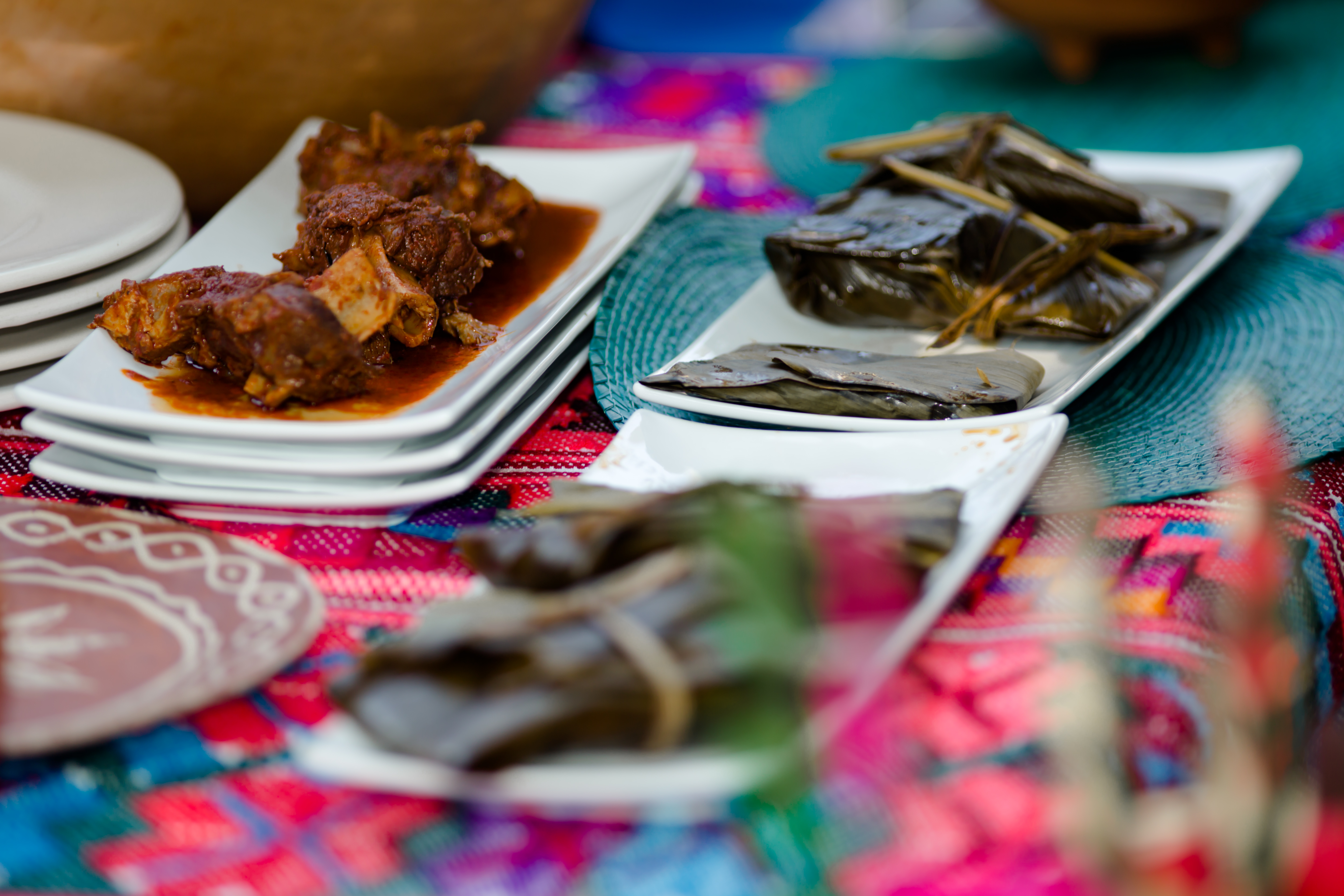 Platillos preparados por cocineras tradicionales