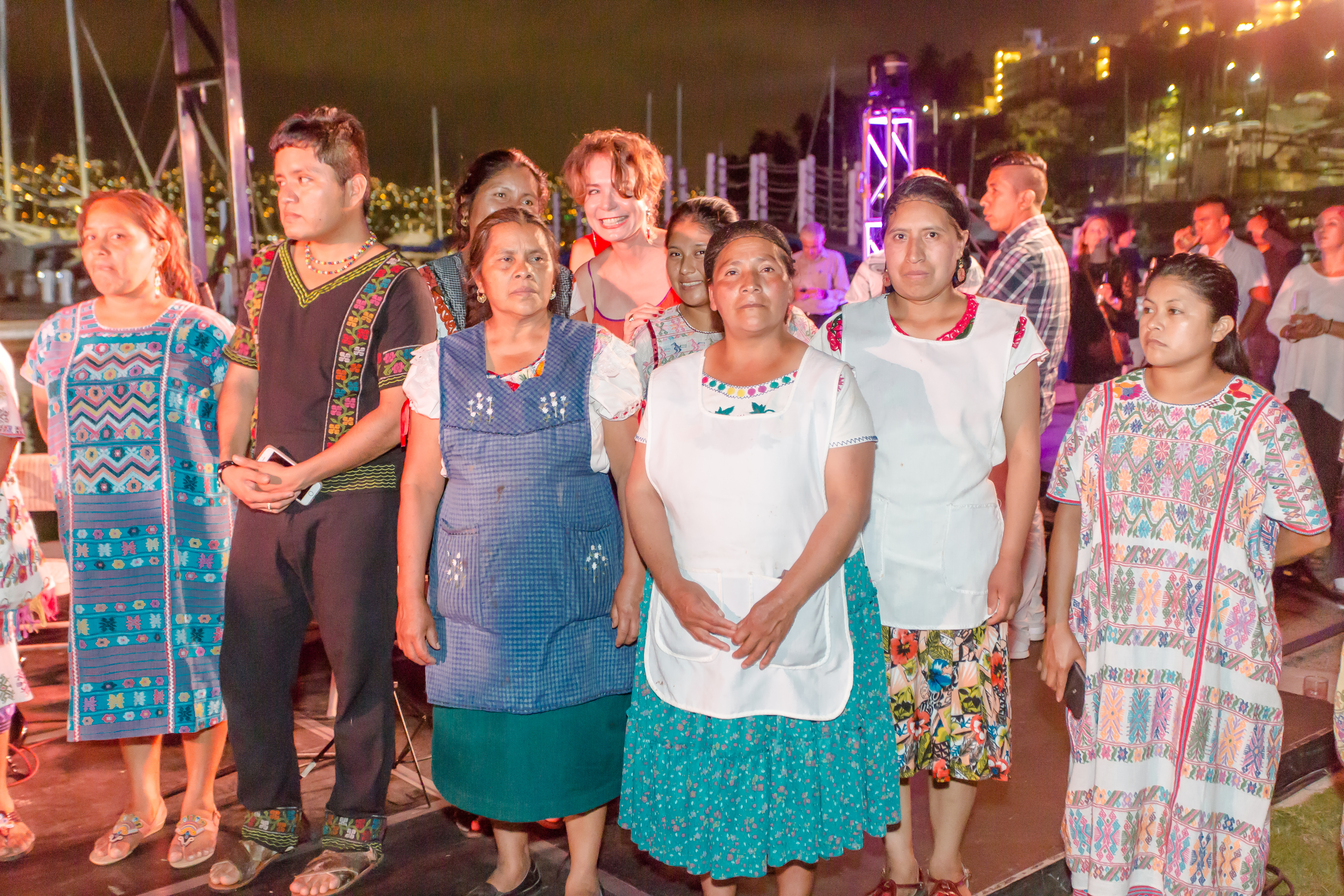 Cocineras tradicionales de Oaxaca y Guerrero