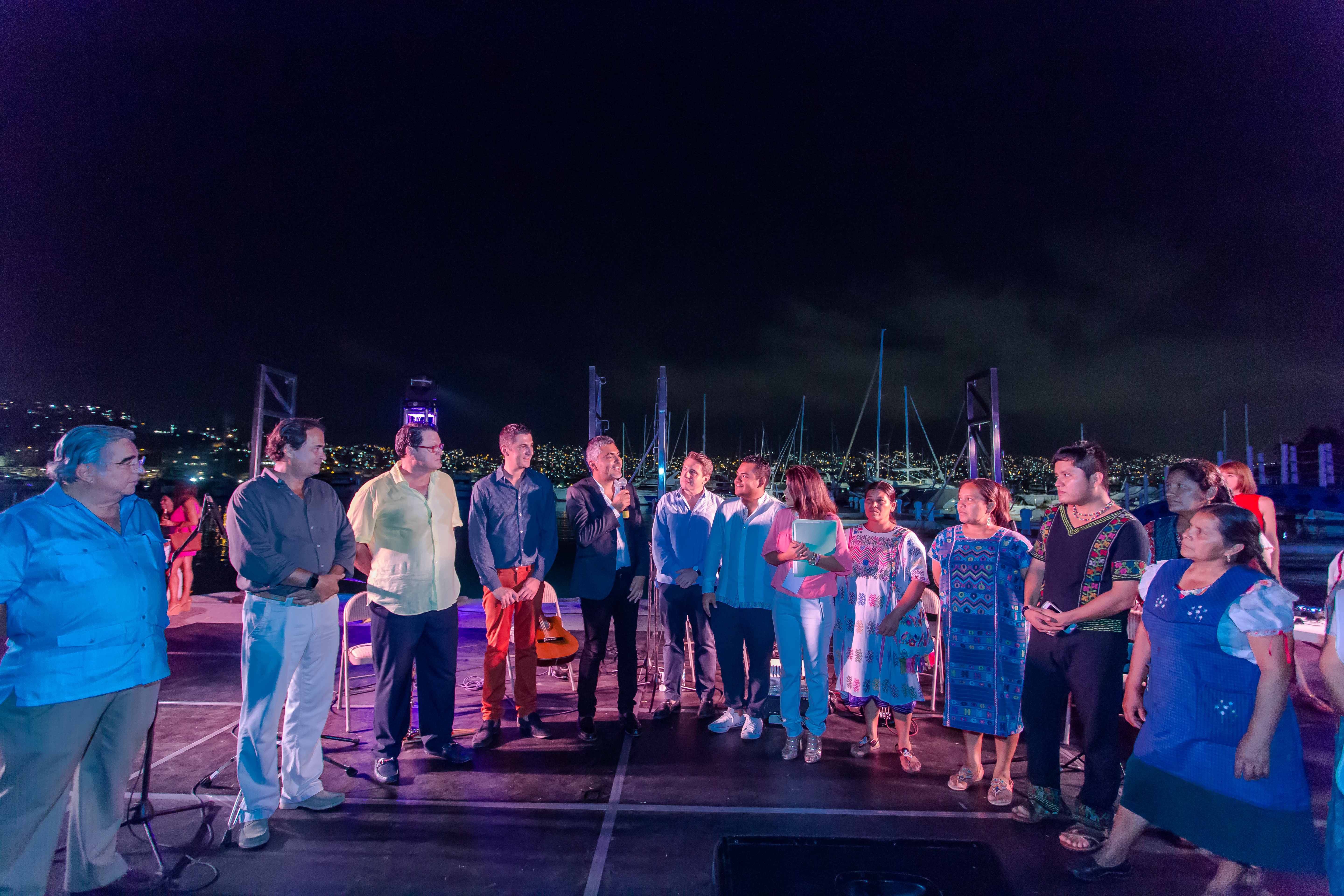 Reconocimiento a cocineras tradicionales de Oaxaca y Guerrero