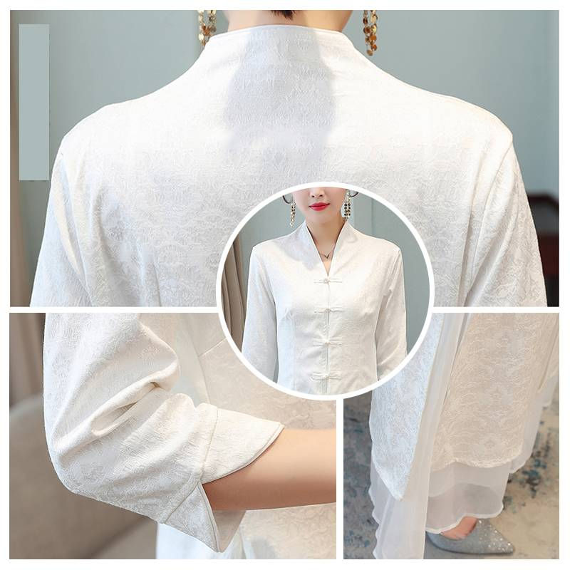 Thumbnail: Retro Cotton Linen Qipao Dress with Seven-Point Sleeves