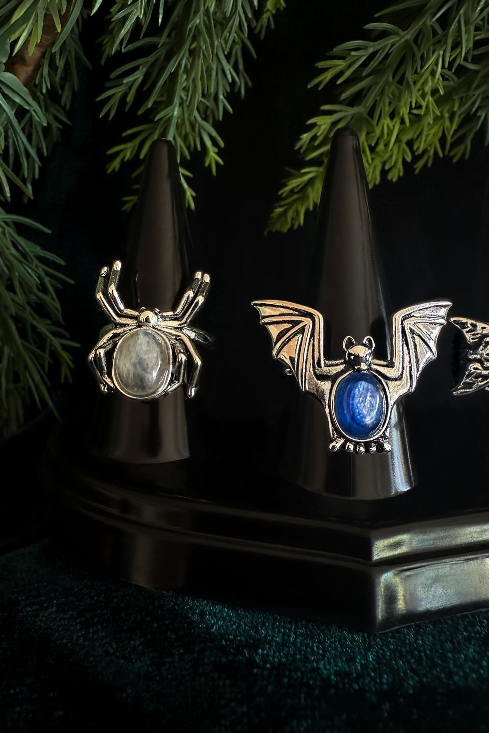 Miniatyrbild: Kyanit ring | Fladdermus