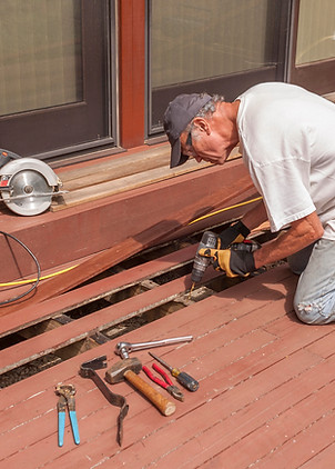 Emr Fence&Deck Co fence&deck repair service
