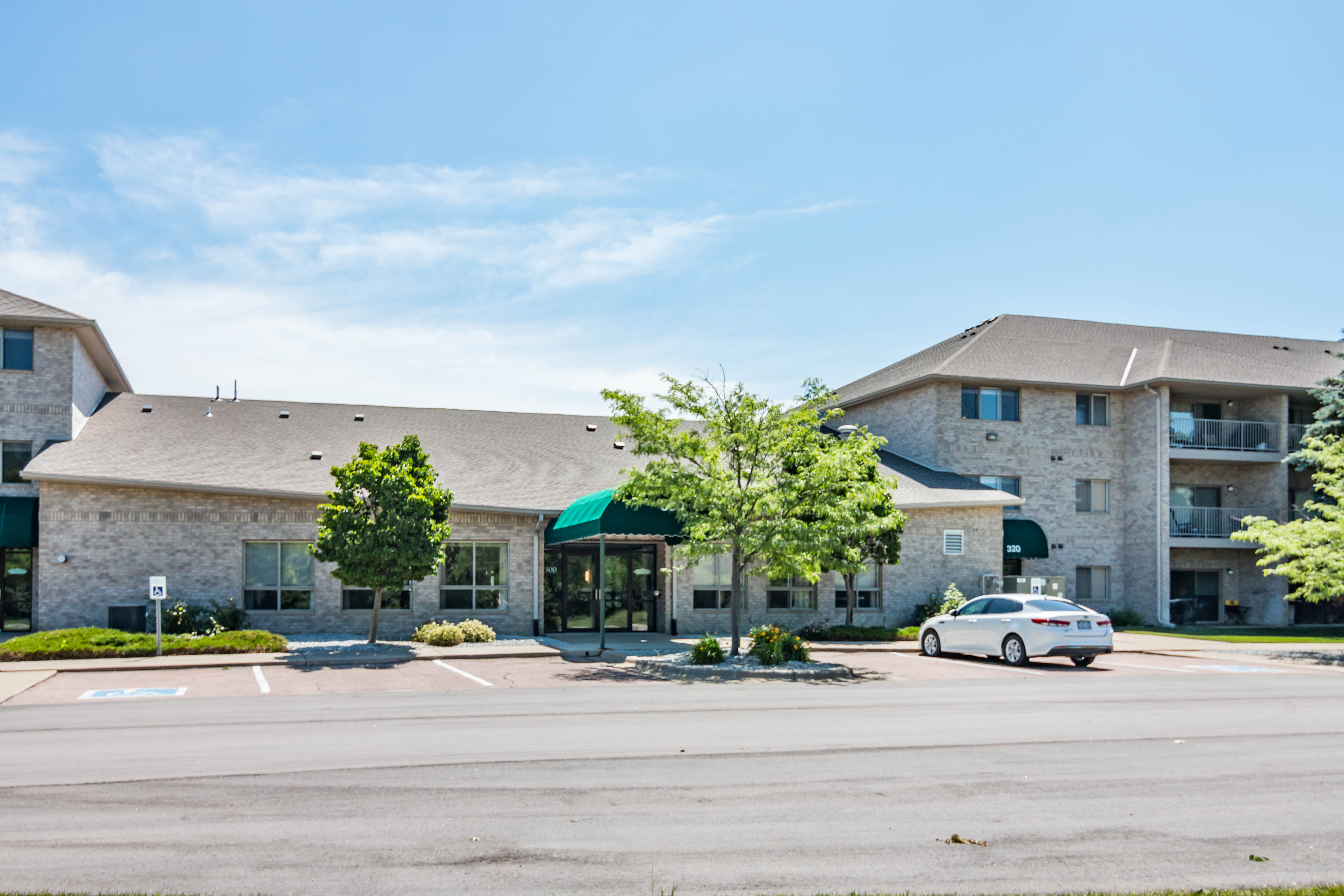 Hayloft Properties Sterling Green Estates Dakota Dunes, SD