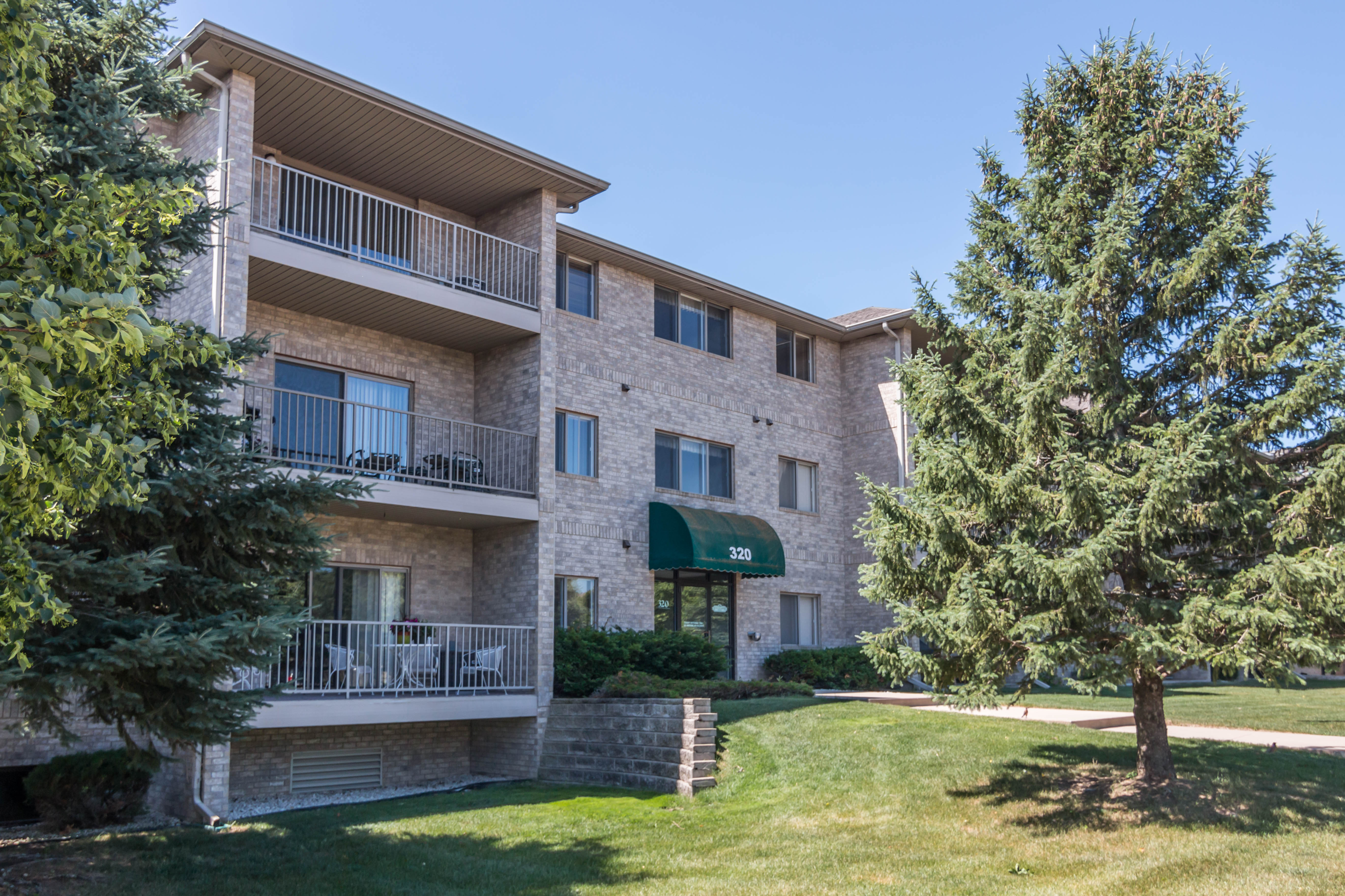 Hayloft Properties Sterling Green Estates Dakota Dunes, SD