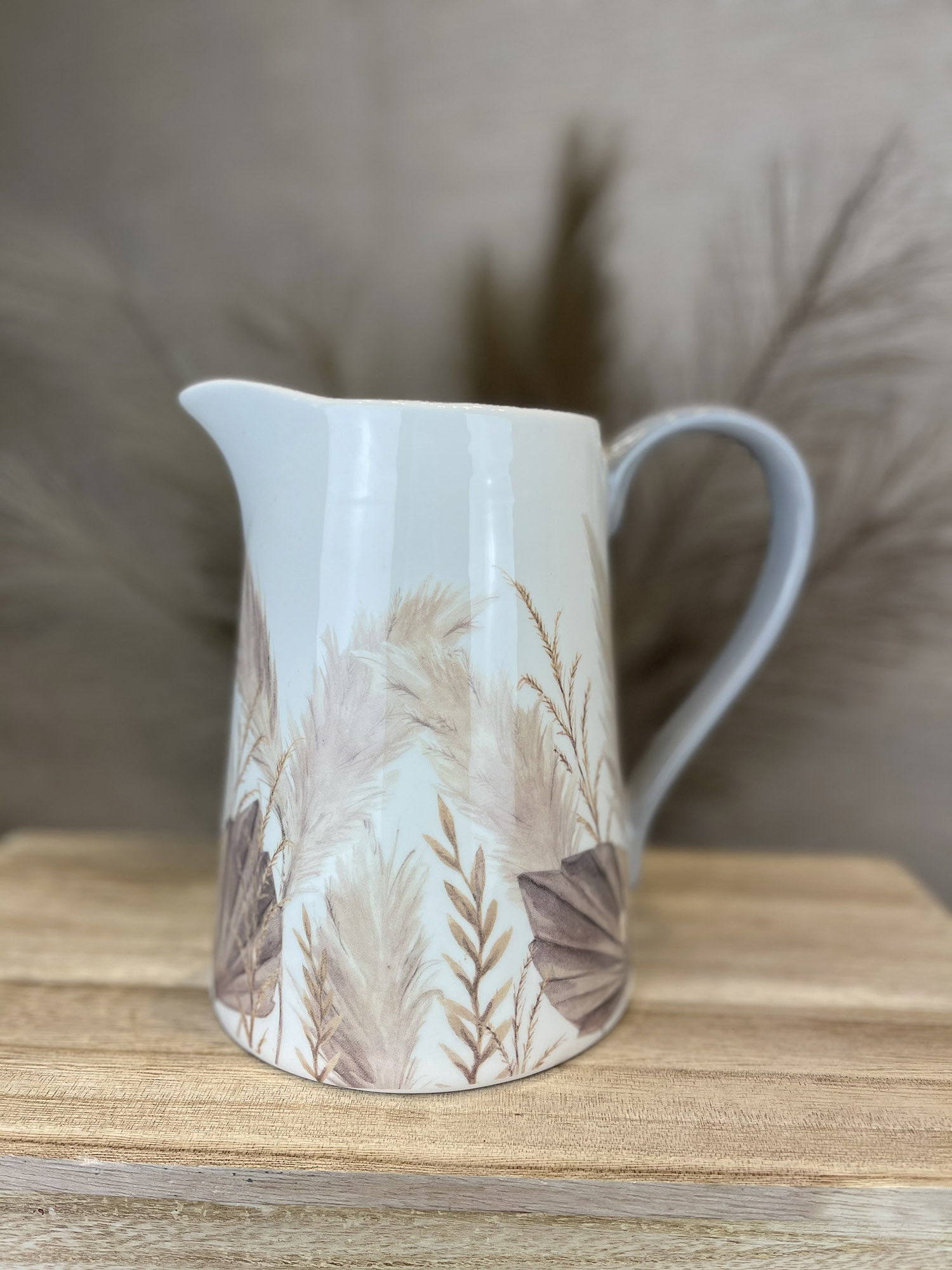 Pampas Jug