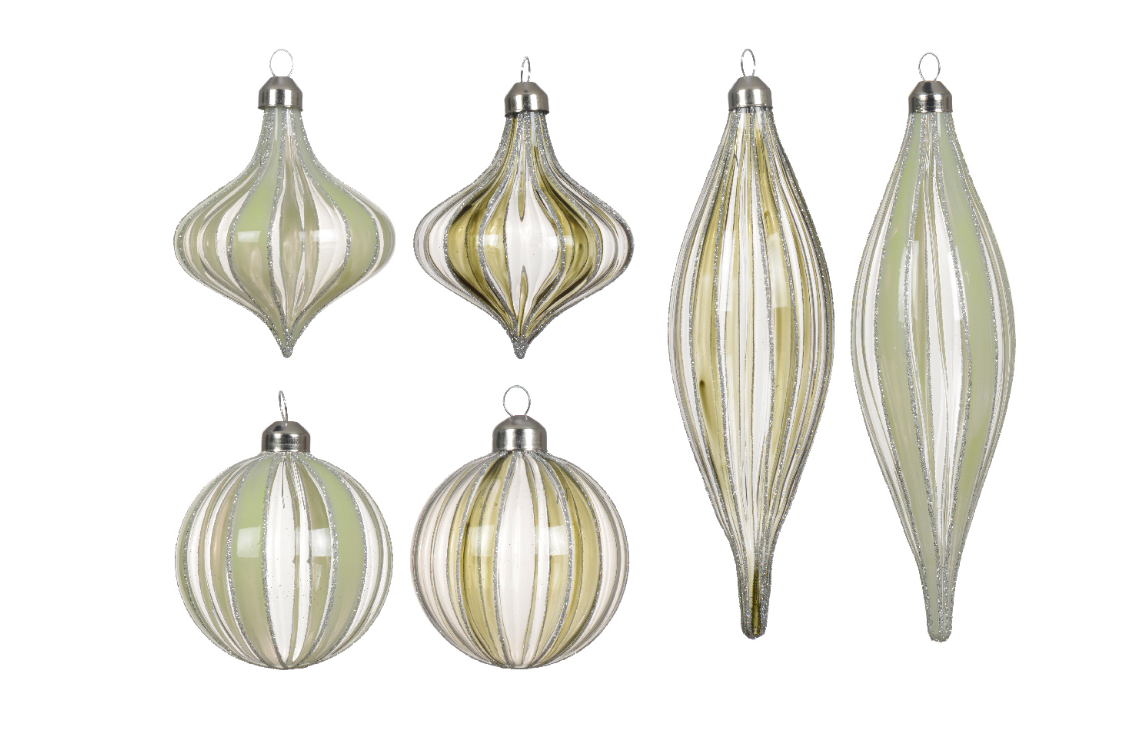 Antique Style Bauble - Six Designs Available