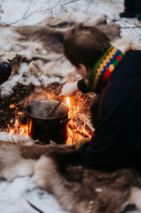 Sami reindeer experience, cooking over open fire. Luleå Brändön Lodge