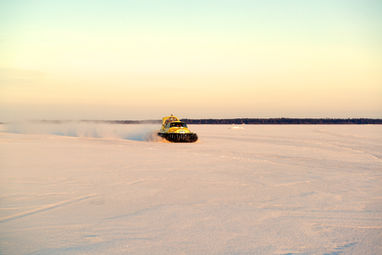 Fly over the frozen sea in Luleå archipelago! A very unique experience. Hovercraft tour in arctic Sweden