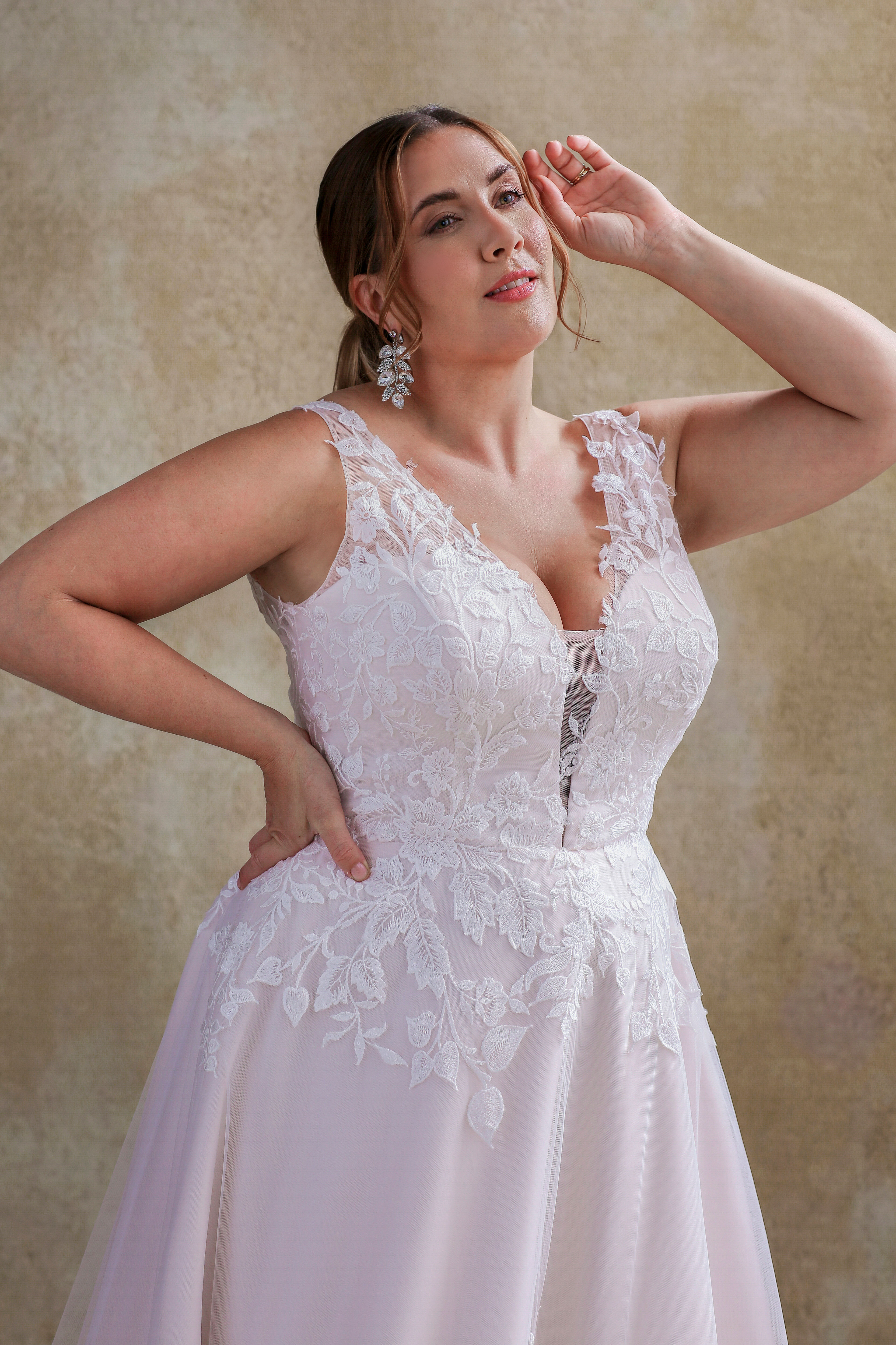 WP765-A-line Lace Wedding Dress