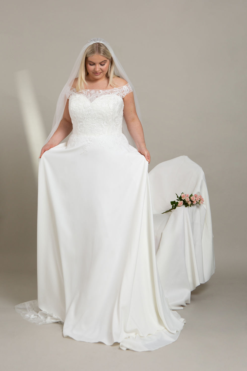 Thumbnail: Beautiful train chiffon wedding dress with studio wedding photoshoot