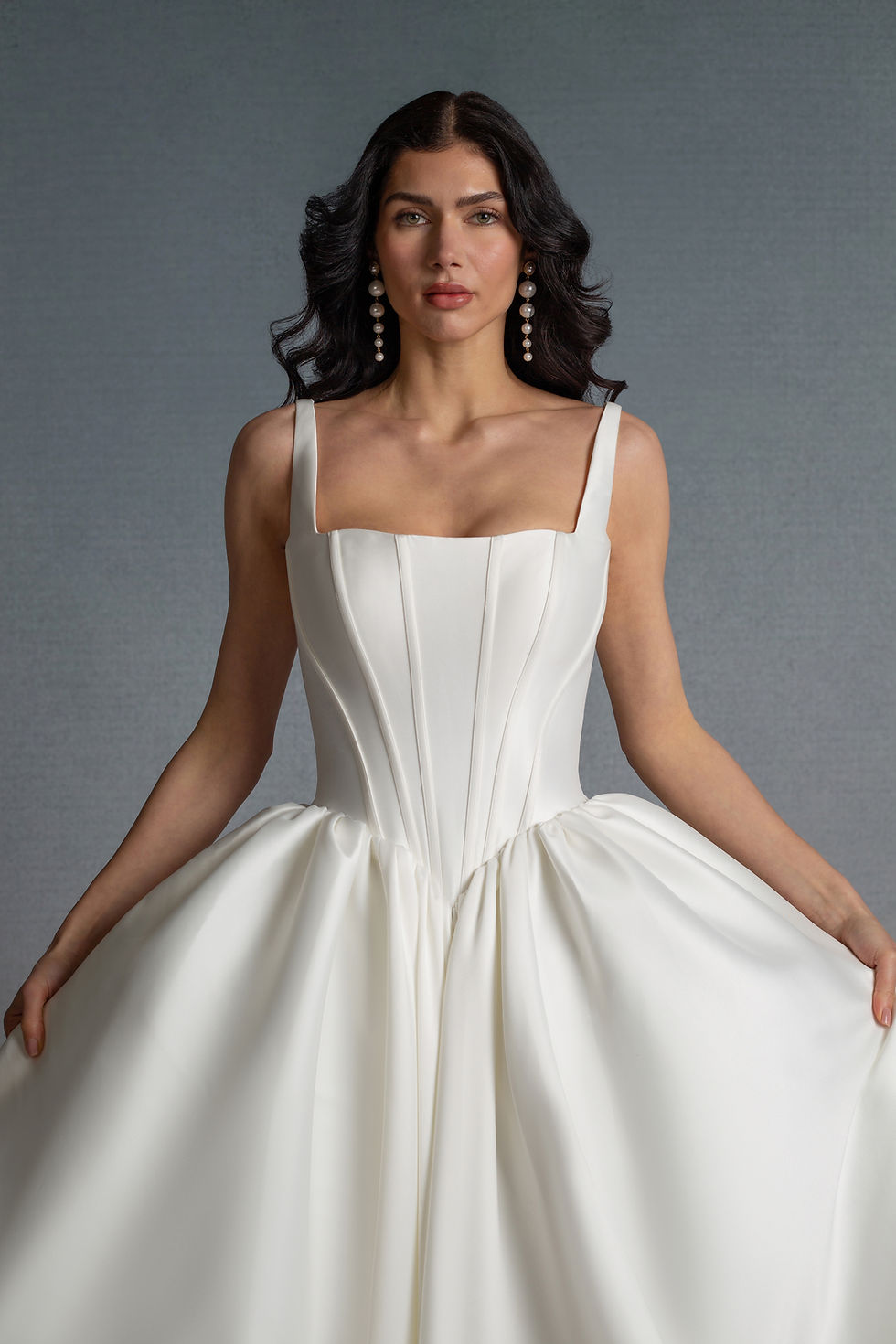 Thumbnail: R1881-Beautifully constructed gown featuring a soft square neckline