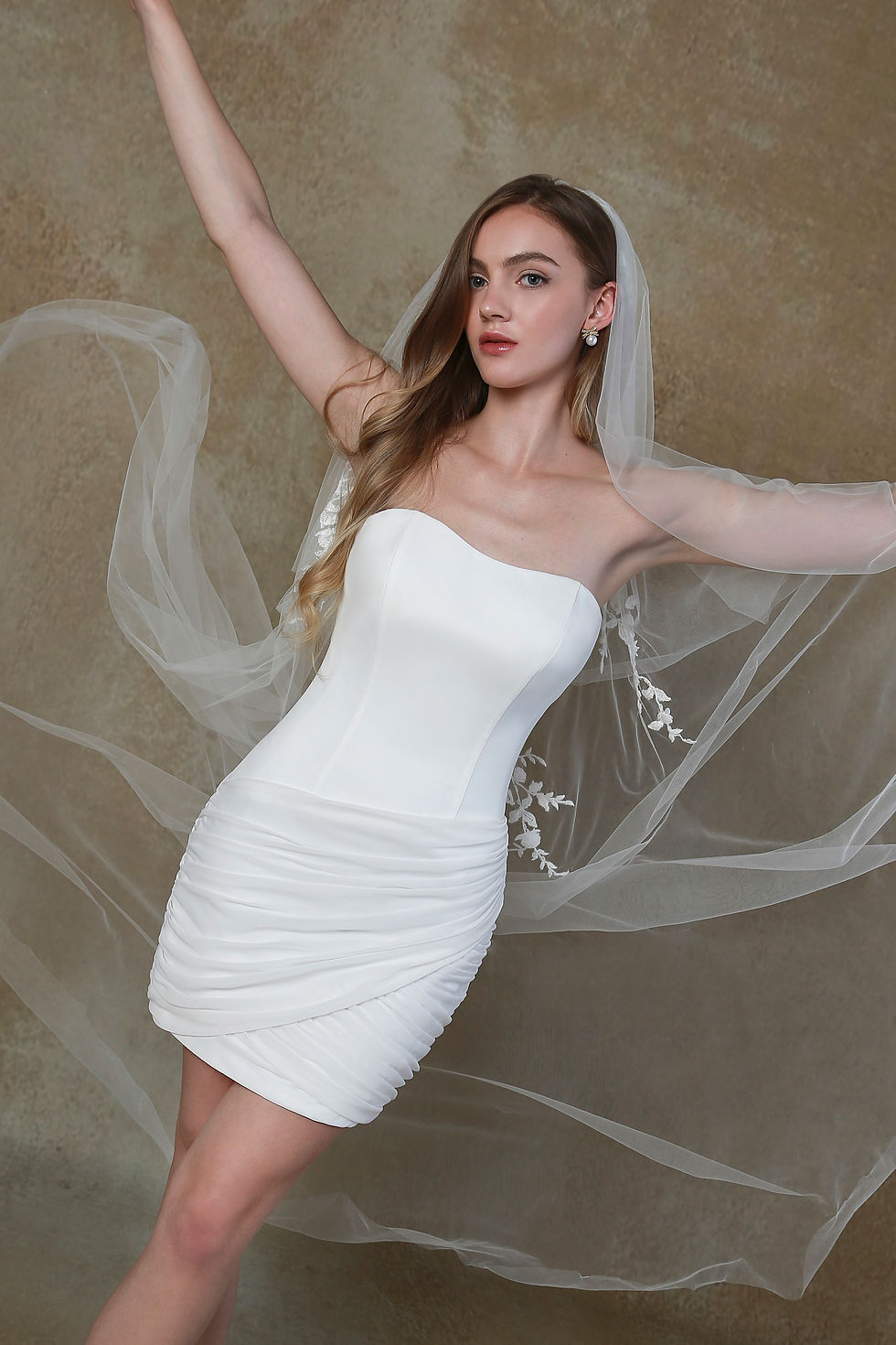 Thumbnail: R1774-Mini Chiffon Skirt Wedding Dress