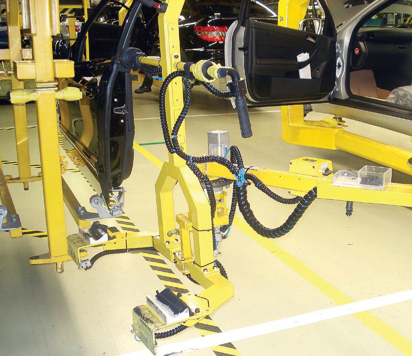 Manipulador pneumático desenvolvido para a pega de portas