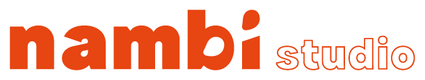 logo nambi_folgas laterais.png