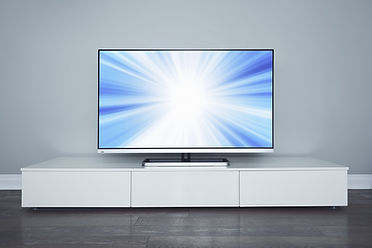 テレビやキャビネット