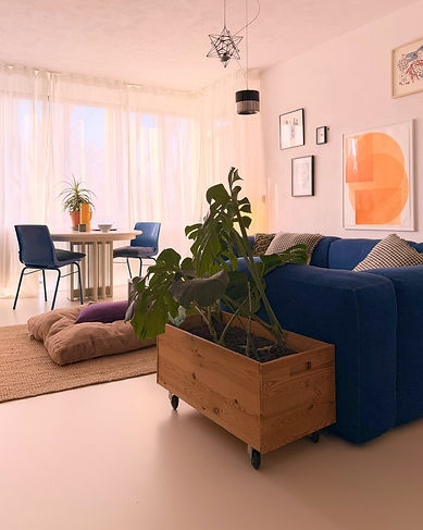 Warme beige gietvloer in appartement in Amsterdam