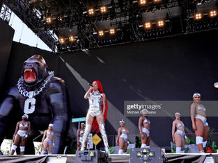 Giant inflatable Gorilla
