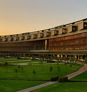 Large college or school building