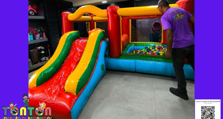 Locação de Brinquedo Inflável Multi Atividades com Piscina de Bolinhas montado em Residência e Condomínio em São Paulo, Barueri e Alphaville... Pula Pula 3 em 1, Piscina de Bolinha Inflável, Tobogã com Piscina de Bolinhas e muito mais.._