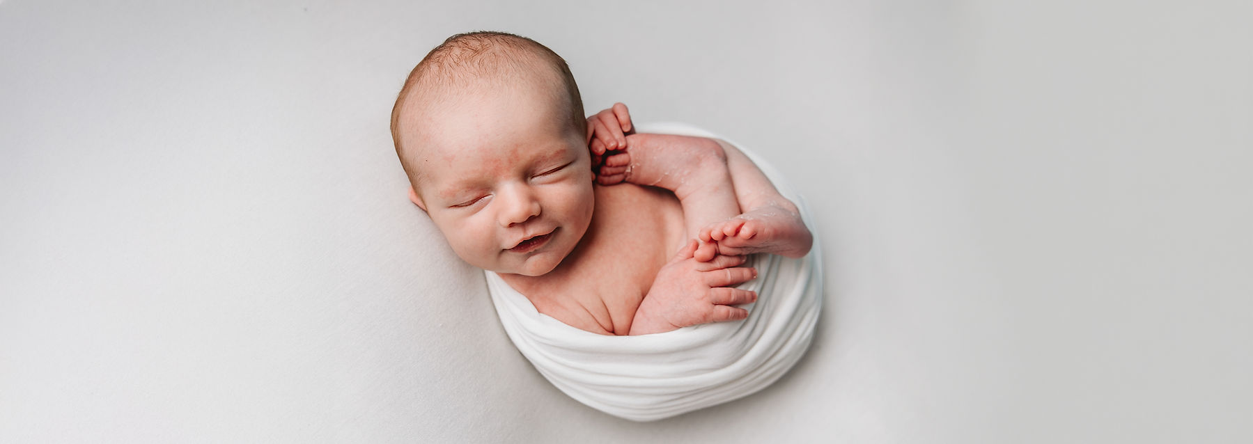 website newborn header.jpg