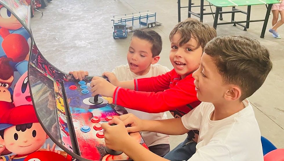 Aluguel de Mesa de Jogos montada para locação em Residência e Condomínio em São Paulo, Barueri e Alphaville... Air Game, Pebolim, Ping Pong, Fut Mesa, Bilhar e Fliperama.