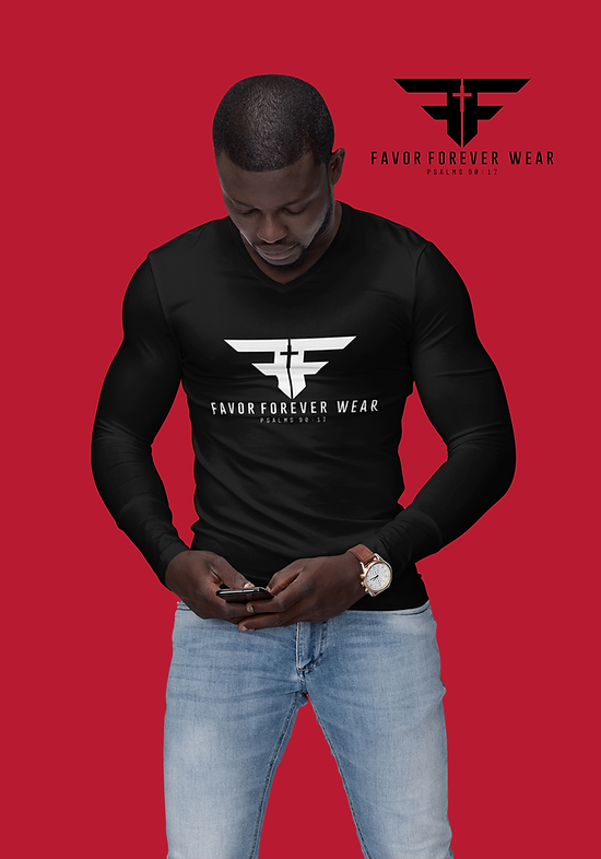 mockup-of-a-muscular-man-wearing-a-fitte