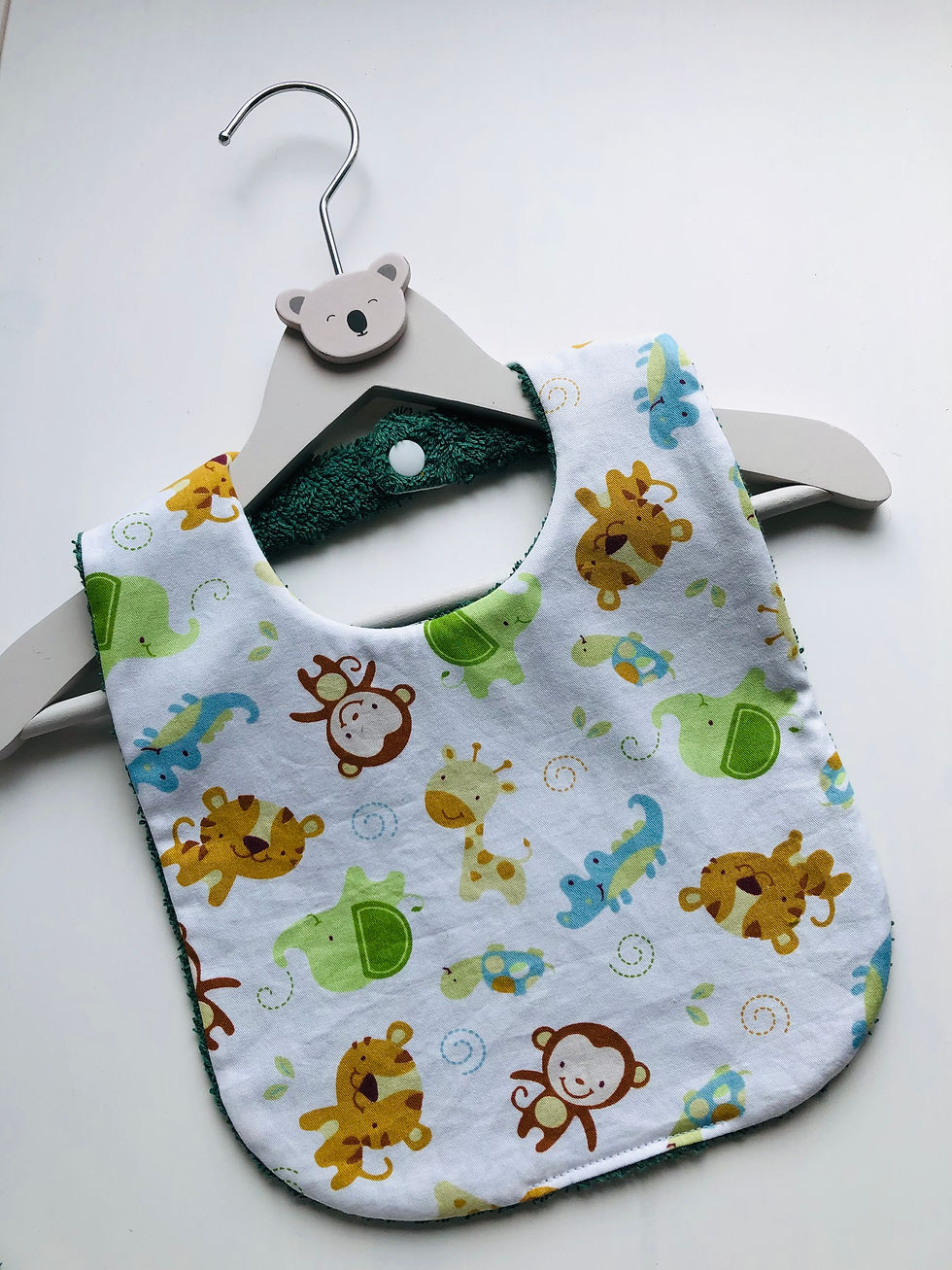 Miniature : Bavoir en coton et éponge motifs animaux
